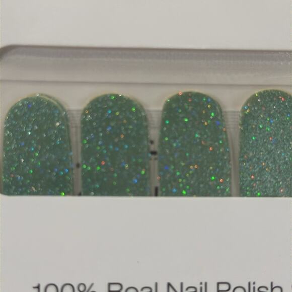 NWT Color Street "Mint To Be" Nail Polish Strips NEW RETIRED HTF - Picture 1 of 4